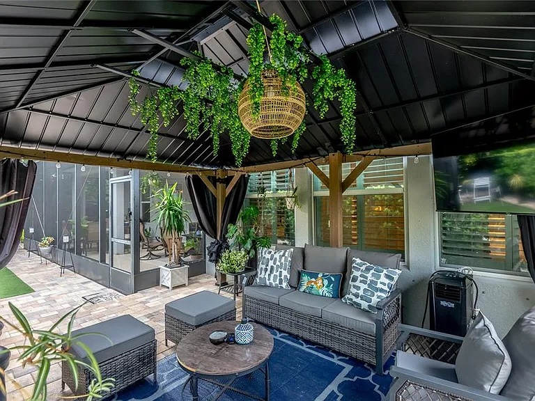 16459 Courtyard Loop — Photo 45