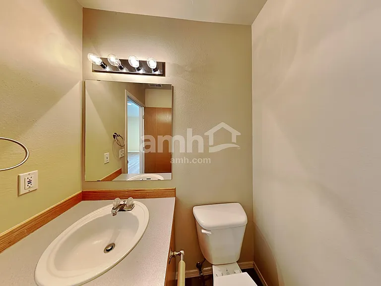 19610 15th Avenue Ct E — Photo 9