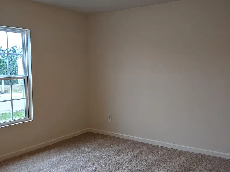523 Jernigan St — Photo 12