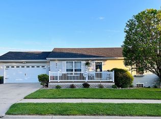 931 Amy Cir, Carroll, IA 51401