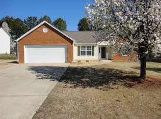 42 Fielding Ct, Powder Springs, GA 30127