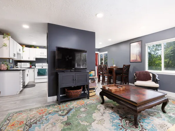 4538 S 700 E APT 5, Salt Lake City, UT 84107