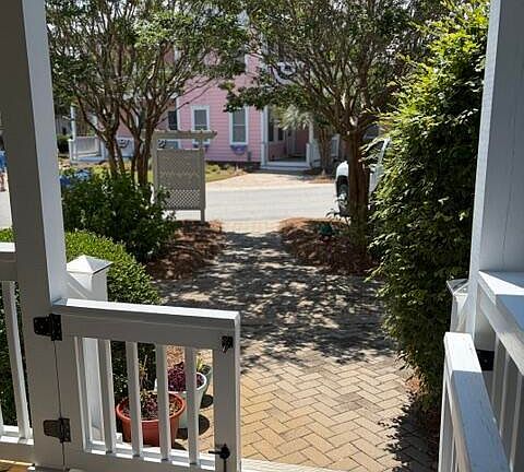 4th image of 310 Marina View Drive