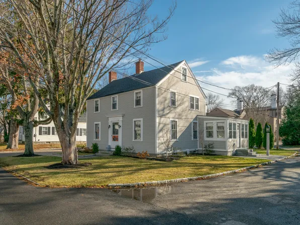 7 Elm Street, Kennebunkport, ME 04046