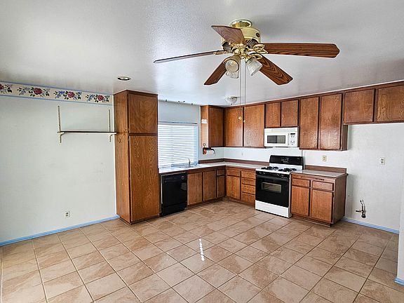 2nd image of 13838 Tucker Ave