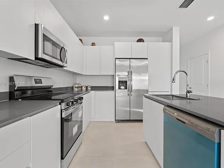18920 SW 344th Ter #18920 — Photo 12