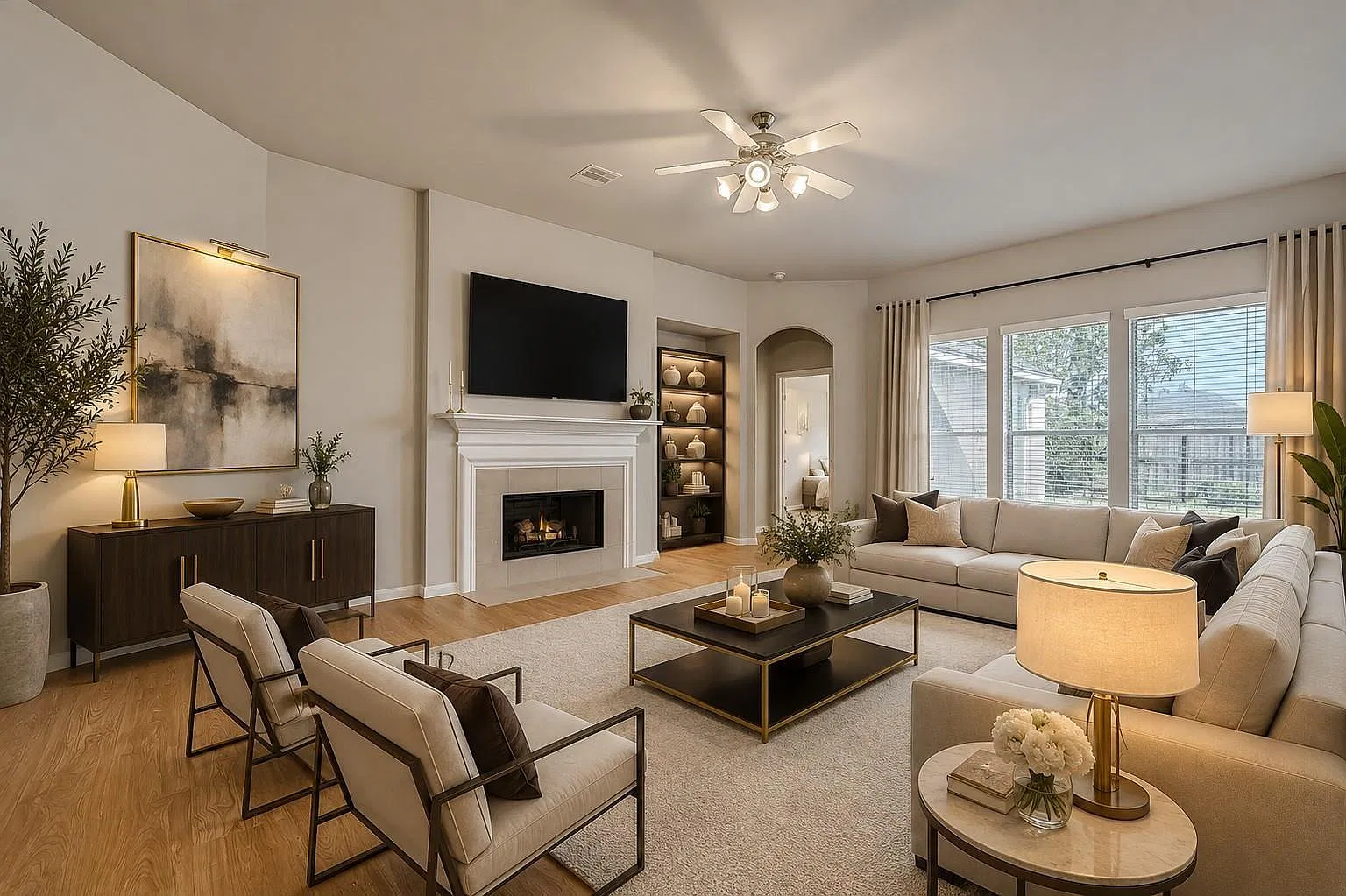 4 bed, 2.0 bath, 2414 sqft, $2,300 — Photo 3