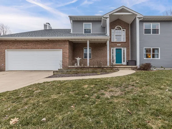 601 Pheasant Ln, Savoy, IL 61874