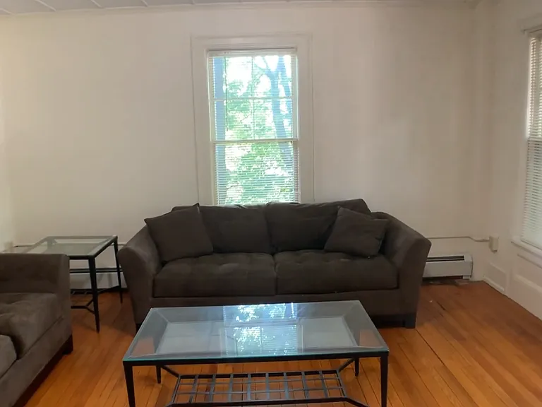 102 Highland Pl #4 — Photo 3