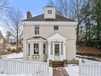 5 Bow St, Wellesley, MA, 02481