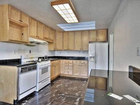2nd image of 3350 San Pablo Ave