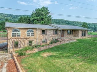 2120 County Line Rd, Mooresburg, TN 37811
