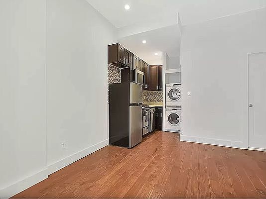 2nd image of 341 Lexington Ave #3N
