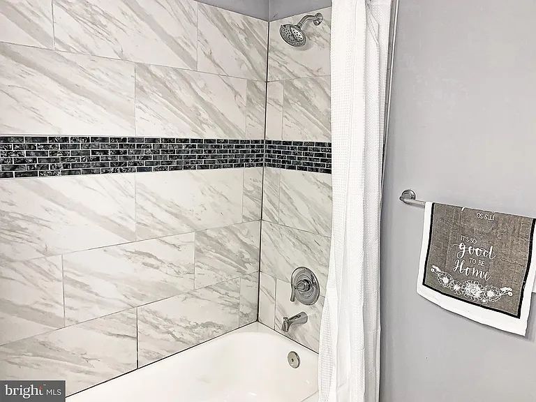16 S Washington St #2 — Photo 8
