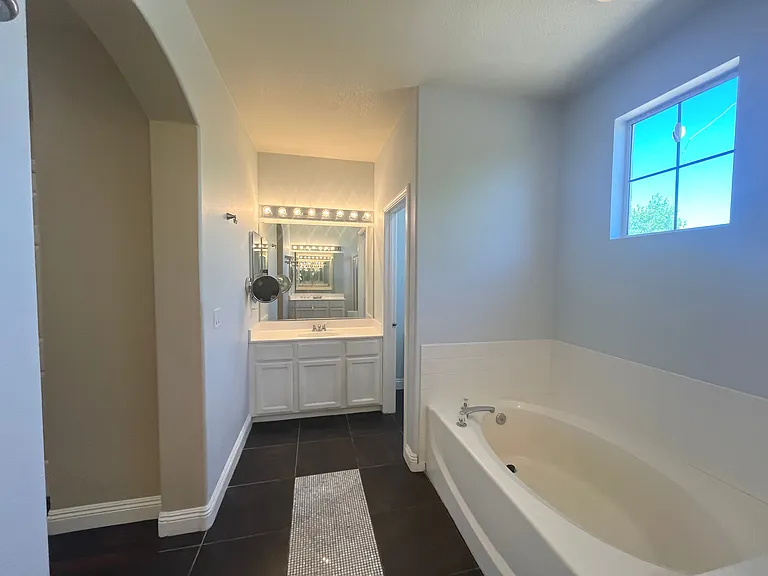 1809 Snow Spring Ln — Photo 64