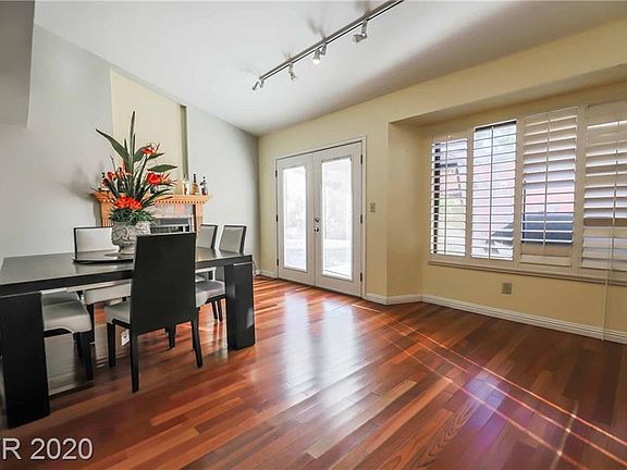 3rd image of 4928 Evergreen Glen Dr