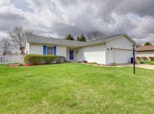 611 Bellerieve Dr, Champaign, IL