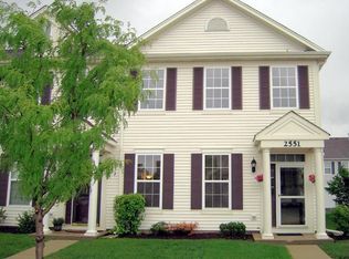 2551 Hillsboro Blvd, Aurora, IL 60503
