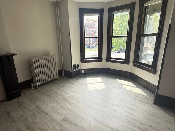 72 Liberty Street Wh, Newburgh, NY 12550