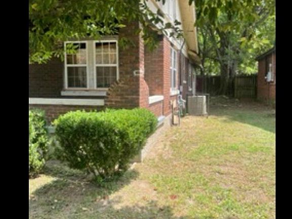 2nd image of 776 Newell St