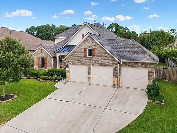 4th image of 15818 Pine Cone Lane