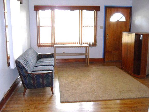 4th image of 1314 Jefferson St