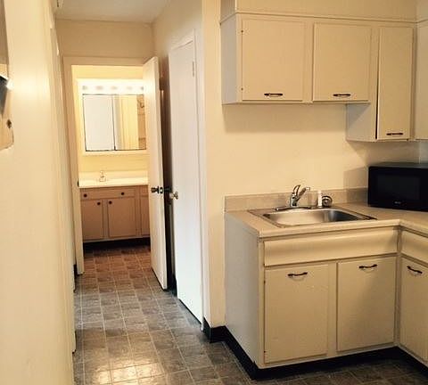 5th image of 1540 4th Ave APT 8
