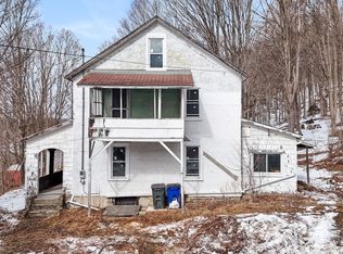 1710 Nanticoke Dr, Endicott, NY 13760