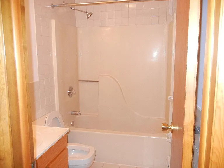 125 Barnum St #12 — Photo 5