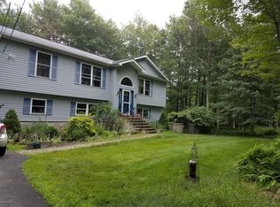 220 Minsi Trl W, Long Pond, PA