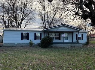 107 E Minnie Ave, Monterey, TN 38574