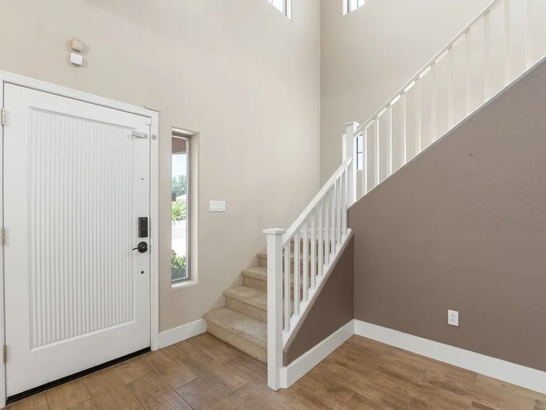3446 E Fairview St — Photo 24