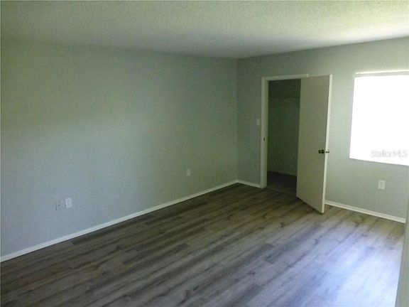5th image of 160 Cypress Ln Unit 160
