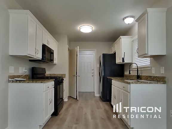 5th image of 106 Highland St