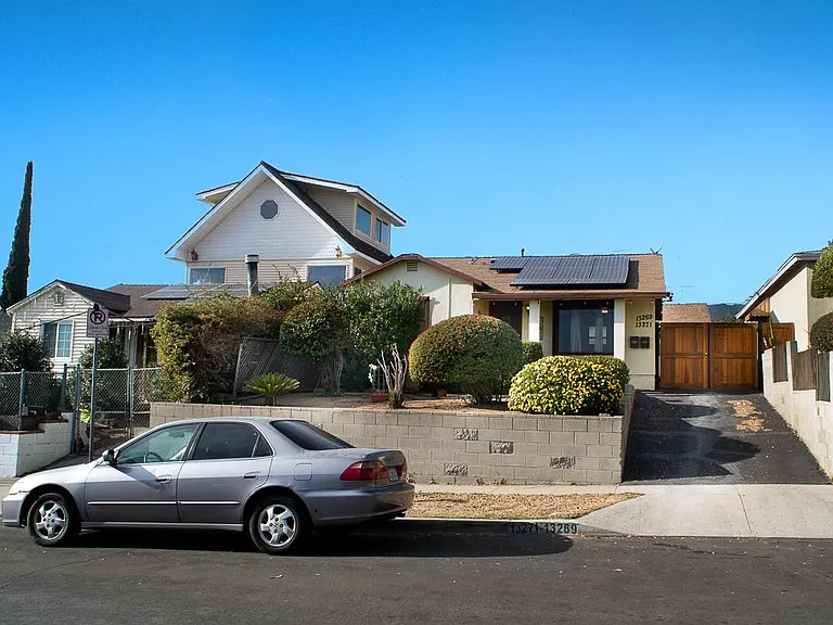 13271 Herron St — Photo 1