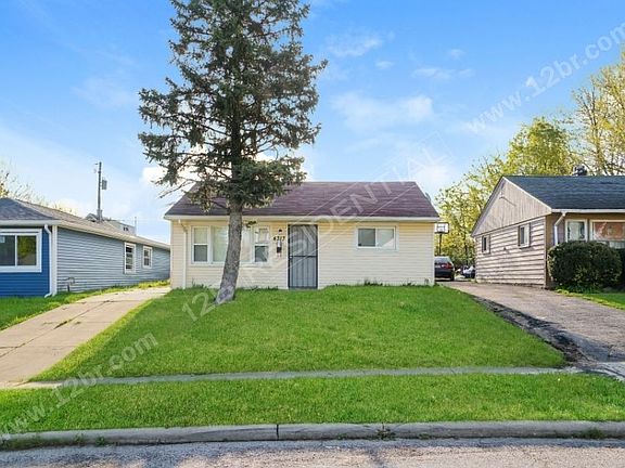 3rd image of 4313 E 141st St