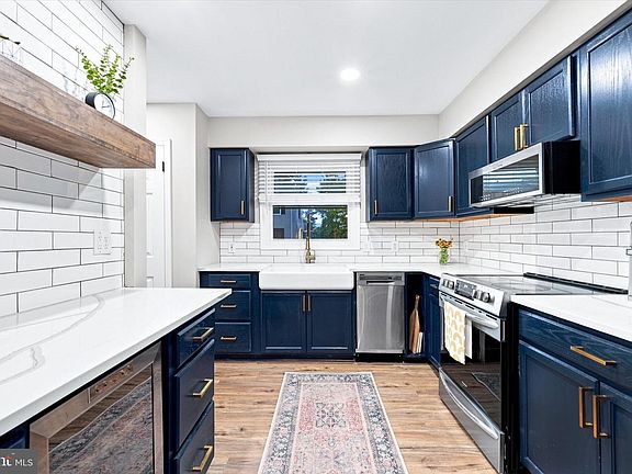 3rd image of 37286 Martin St Unit 47
