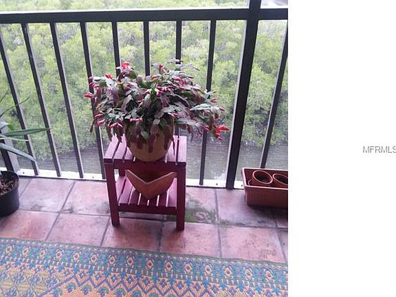 4th image of 900 Cove Cay Dr Unit 5C