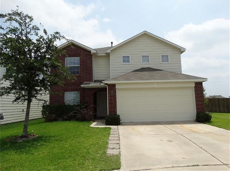 1st image of 2410 Lakecrest Village Ct