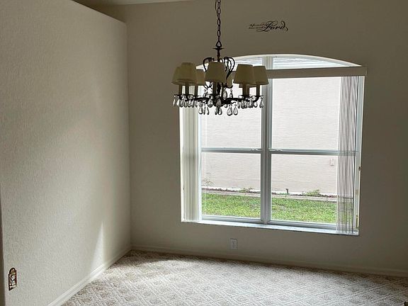 4th image of 377 Royal Palm Way