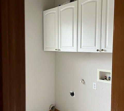 4th image of 177 Rosemary St