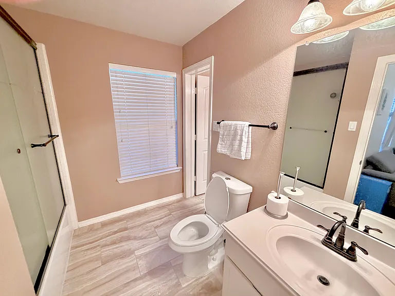 8902 Watersway Dr — Photo 15