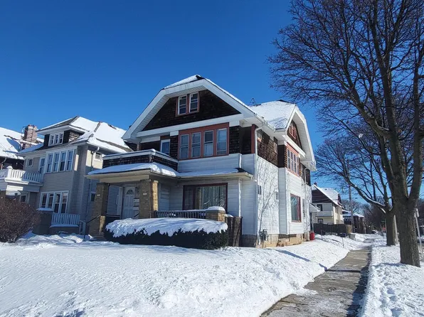 2500 North 50th STREET, Milwaukee, WI 53210