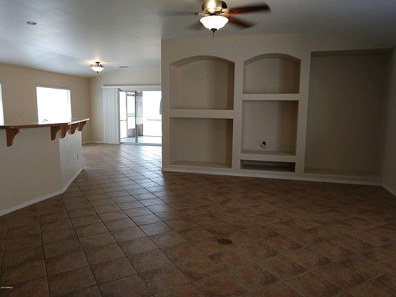 4th image of 550 S La Mirada Dr