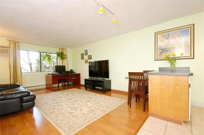 10 Roberts St #23 — Photo 5