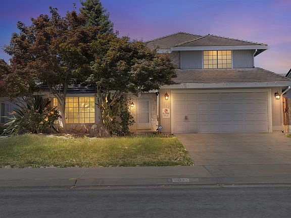 2nd image of 3071 Ironwood Ct