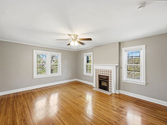 4th image of 25 E Tulane Rd #D