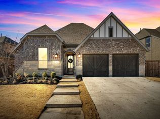 1916 Crescent St, Aledo, TX 76008