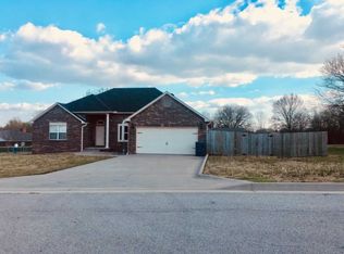 3407 W 3rd St, Coffeyville, KS 67337