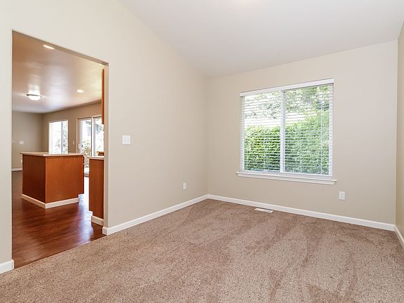 4th image of 303 87th Ave SE